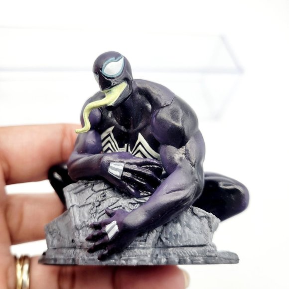 Disney Marvel Venom Action Figure on Stone Base Superhero Anti-hero Cake Topper - Picture 2 of 6